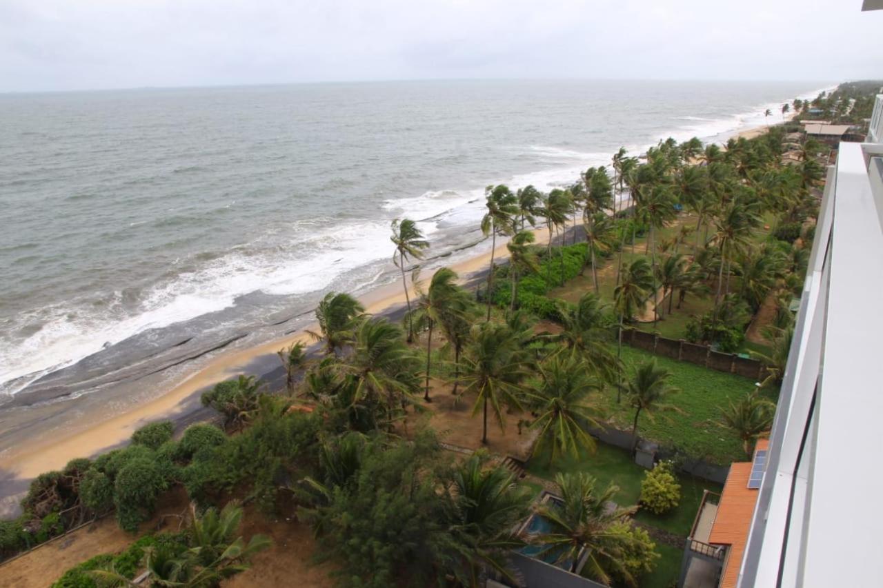 Appartement Aqua Vista à Uswetakeiyawa Extérieur photo