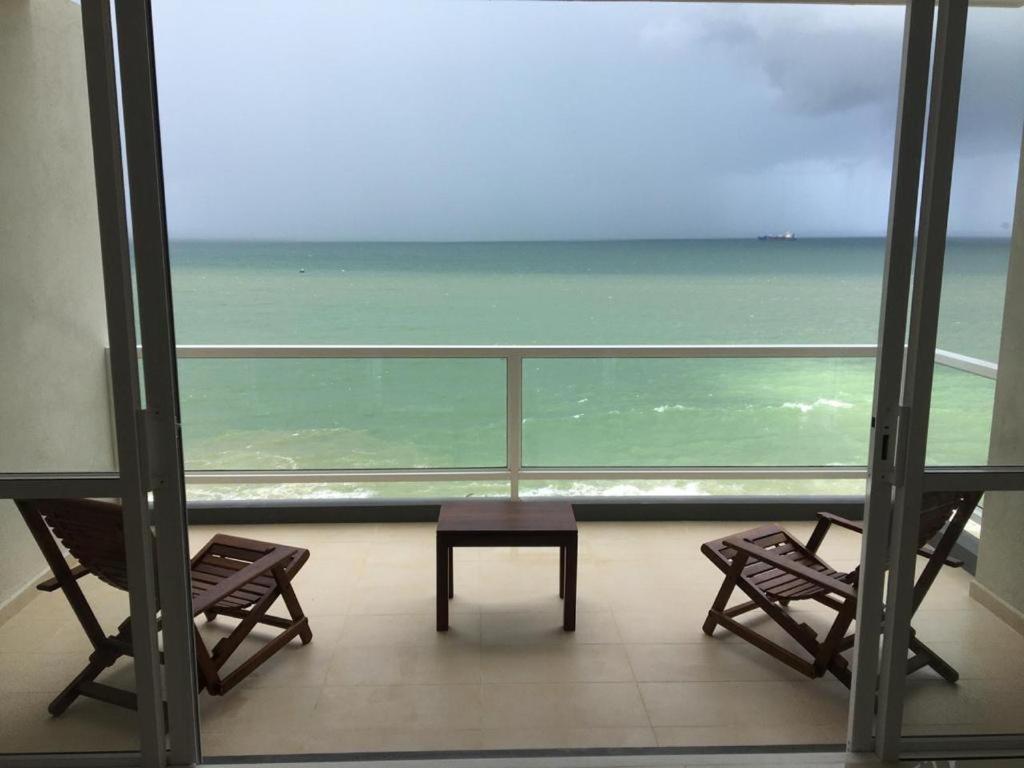 Appartement Aqua Vista à Uswetakeiyawa Extérieur photo