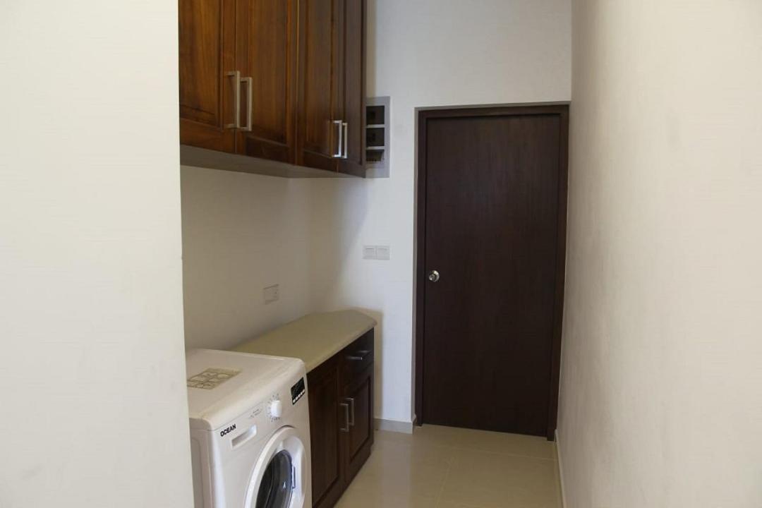 Appartement Aqua Vista à Uswetakeiyawa Extérieur photo