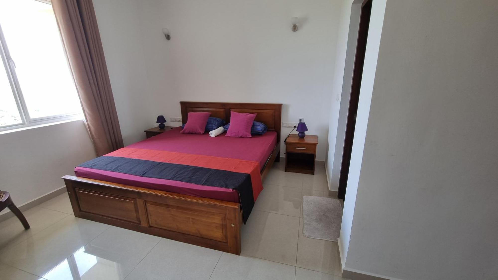 Appartement Aqua Vista à Uswetakeiyawa Extérieur photo